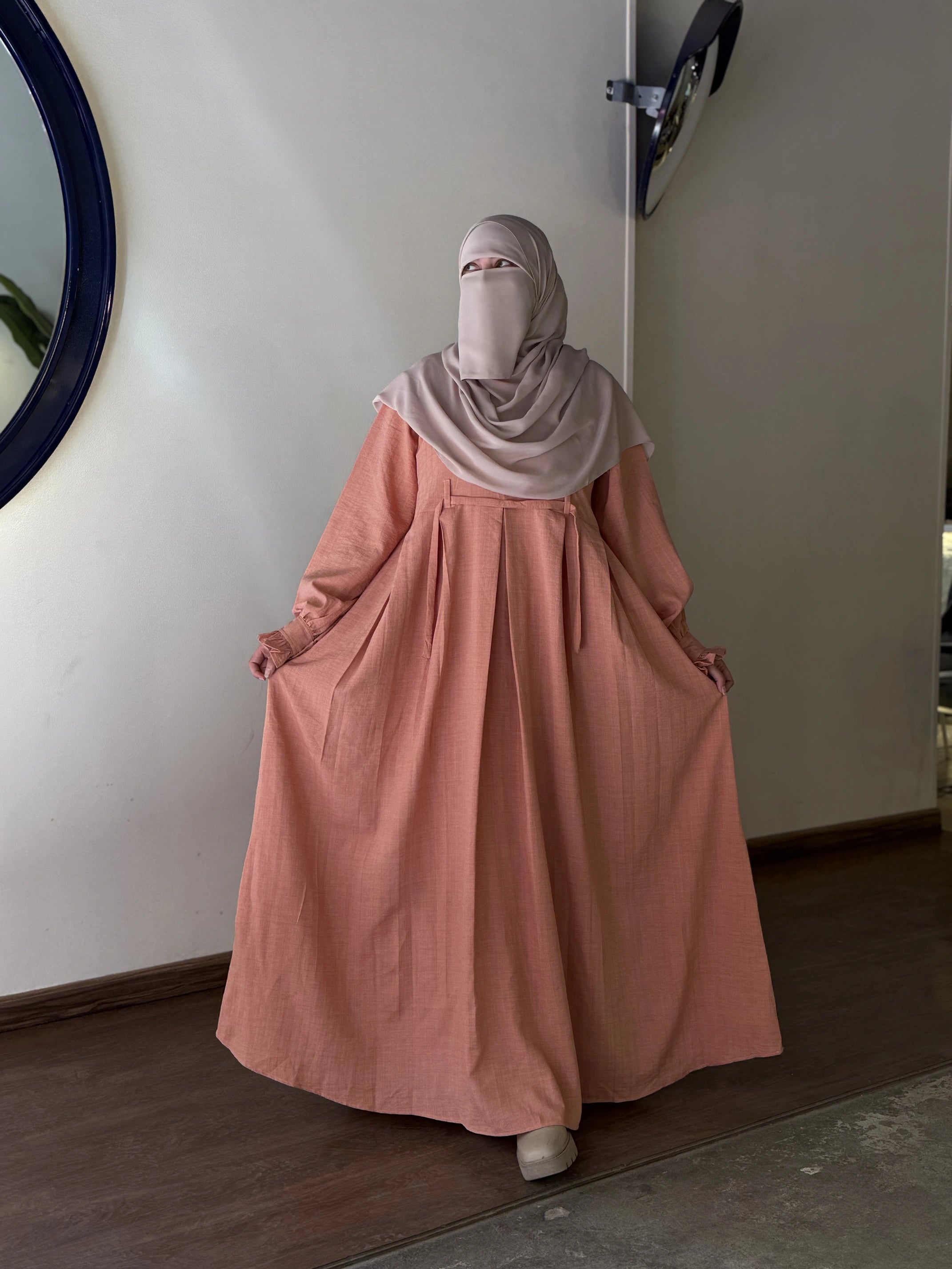 Dress Hoor Salmon